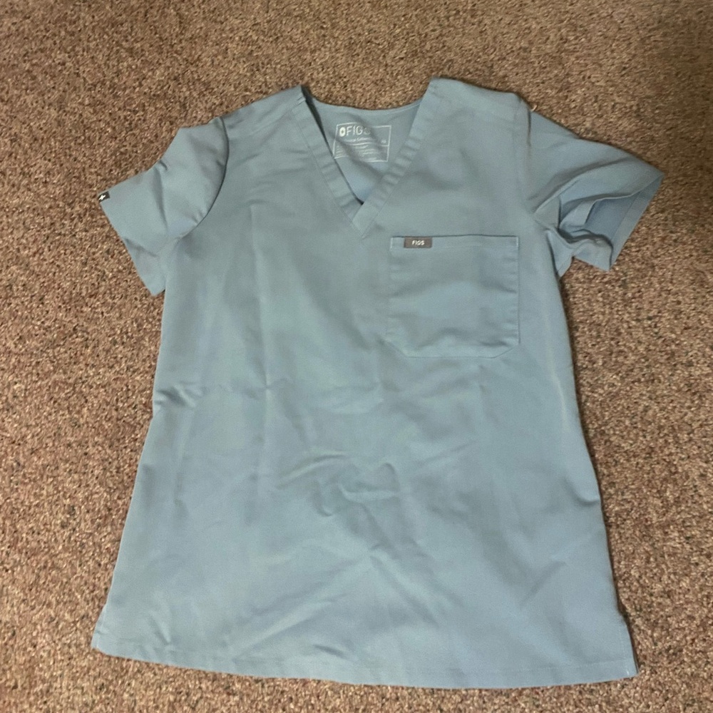 Light blue figs top